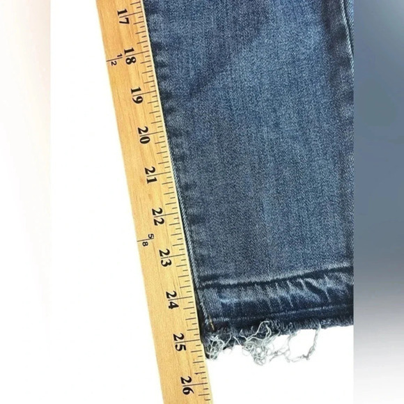 Levi 711 Skinny Distressed Women’s Jeans Raw Hem Classic Denim Size 25‎ - Picture 11 of 14